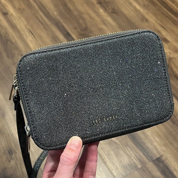 Ted Baker Stina Glittery Silver Double Zipper Crossbody Mini Camera Bag - Picture 1 of 5